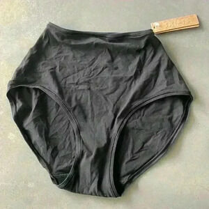Skims NWT Women's Onyx Stretchy Fits Everybody Full Briefs Size XS